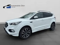 Weiß Gebraucht 2018 Ford Kuga ST-Line SUV | 15.999 € (Etwas zu teuer)