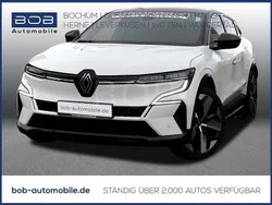 Weiß Gebraucht 2023 Renault Mégane Techno Limousine | 30.999 € (Fairer Preis)