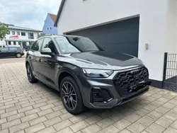 Grau Gebraucht 2023 Audi Q5 S-Line SUV | 56.500 € (Teuer)