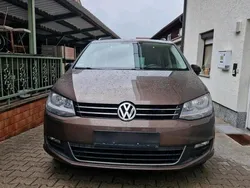 Braun Gebraucht 2012 VW Sharan Van / Kleinbus | 8.999 € (Guter Preis)