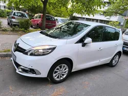 Weiß Gebraucht 2014 Renault Mégane III Van / Kleinbus | 6.800 €