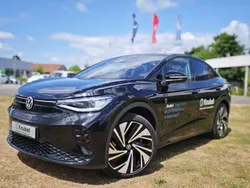 Grenadillschwarz metallic Gebraucht 2023 VW ID.5 GTX SUV | 42.595 € (Fairer Preis)