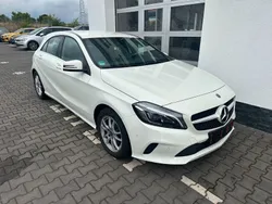 Weiß Gebraucht 2017 Mercedes A160 Style Limousine | 17.990 € (Fairer Preis)