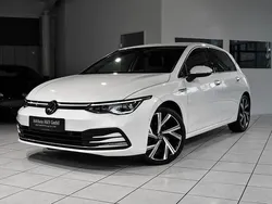 Weiß Gebraucht 2022 VW Golf VIII Style Limousine | 23.990 € (Fairer Preis)