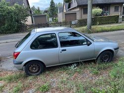 Silber Gebraucht 2000 Ford Fiesta Kleinwagen | 600 € (Guter Preis)