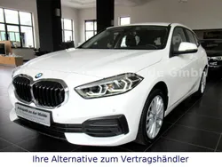 Weiß Gebraucht 2022 BMW 118 Advantage Kleinwagen | 20.990 € (Superpreis)