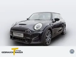 Schwarz Gebraucht 2022 Mini Cooper S Business Kleinwagen | 27.280 € (Guter Preis)