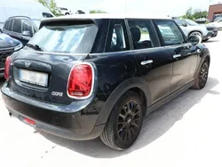 Midnight black metallic midnight black metallic Gebraucht 2020 Mini Cooper Pepper Kleinwagen | 15.537 € (Guter Preis)