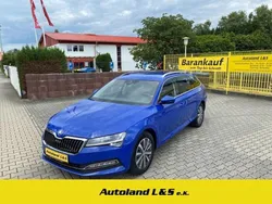 Modra energy/energy blue Gebraucht 2024 Skoda Superb Style Kombi | 31.990 € (Teuer)