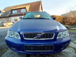 Andere farben Gebraucht 2003 Volvo V40 Comfort Kombi | 1.800 € (Fairer Preis)