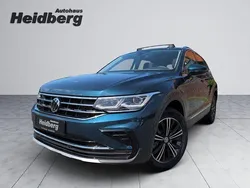 Blau Gebraucht 2022 VW Tiguan Pro SUV | 37.770 € (Etwas zu teuer)