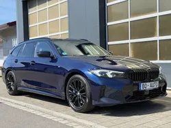 Tansanitblau 2 metallic Gebraucht 2023 BMW 320 M Sport Kombi | 40.900 € (Fairer Preis)
