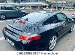 Schwarzmetallic Gebraucht 2001 Porsche 996 Coupé | 29.811 € (Superpreis)