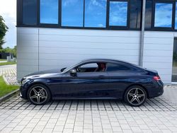 Blau Gebraucht 2016 Mercedes C200 AMG line Coupé | 25.999 € (Etwas zu teuer)