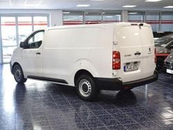 Weiss Gebraucht 2023 Peugeot Expert Van | 18.370 € (Guter Preis)
