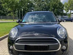 Schwarz Gebraucht 2018 Mini ONE Kleinwagen | 12.600 €