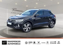 Schwarz deep black perleffekt metallic Gebraucht 2024 VW T-Roc R-line SUV | 30.490 € (Guter Preis)