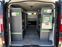 Weiß Gebraucht 2017 Renault Trafic Komfort Van | 17.999 € (Etwas zu teuer)