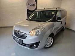 Silber Gebraucht 2012 Opel Combo Selection Van / Kleinbus | 9.250 €