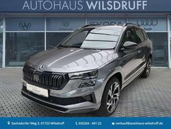 Grau Neu 2025 Skoda Karoq SportLine SUV | 38.480 € (Fairer Preis)