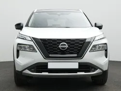 White/black schwarz Neu 2025 Nissan X-Trail Tekna SUV | 50.790 €