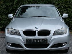 Silber Gebraucht 2011 BMW 320 Lifestyle Limousine | 6.950 € (Fairer Preis)