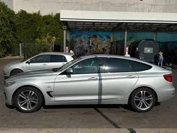 Silber Gebraucht 2015 BMW 318 Sport Line Limousine | 13.600 €