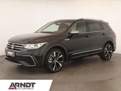 Deep black perleffekt Gebraucht 2024 VW Tiguan Allspace R-line SUV | 46.384 € (Fairer Preis)
