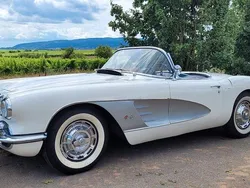 Weiß Gebraucht 1960 Corvette C1 Cabrio | 72.500 €