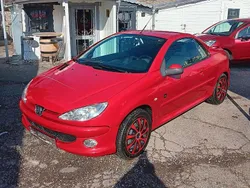 Rot Gebraucht 2006 Peugeot 206 CC Cabrio | 2.950 € (Teuer)