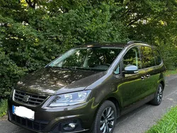 Braun Gebraucht 2017 Seat Alhambra CONNECT Van / Kleinbus | 20.100 € (Fairer Preis)
