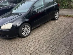 Blau Gebraucht 2006 VW Golf V Kleinwagen | 1.600 € (Guter Preis)