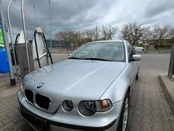 Silber Gebraucht 2002 BMW 316 Compact Performance Kleinwagen | 2.470 €
