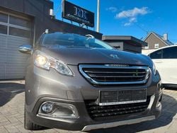 Grau Gebraucht 2016 Peugeot 2008 Allure SUV | 9.400 € (Fairer Preis)