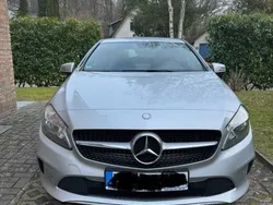 Silber Gebraucht 2015 Mercedes A180 Sportline Limousine | 15.199 € (Guter Preis)