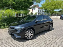 Kosmosschwarz metalliclack Gebraucht 2023 Mercedes EQA350 AMG SUV | 35.980 € (Guter Preis)