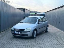 Silber Gebraucht 2003 Opel Corsa Njoy Limousine | 1.200 € (Guter Preis)