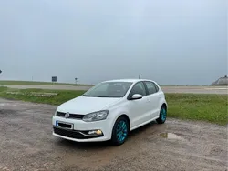 Weiß Gebraucht 2016 VW Polo Kleinwagen | 6.550 € (Fairer Preis)