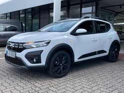 Weiß Gebraucht 2025 Dacia Sandero Expression Limousine | 13.900 € (Superpreis)