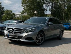 Grau Gebraucht 2014 Mercedes E250 Avantgarde Kombi | 15.600 € (Teuer)