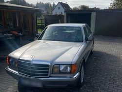 Silber Gebraucht 1987 Mercedes 300 SE Limousine | 15.500 €