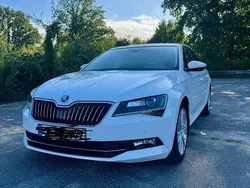 Weiß Gebraucht 2017 Skoda Superb Style Kleinwagen | 16.499 € (Fairer Preis)