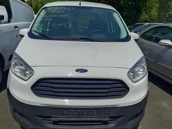Weiß Gebraucht 2017 Ford Transit Van / Kleinbus | 7.800 € (Superpreis)