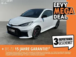 Weiß Neu 2024 Toyota Yaris Limousine | 50.990 € (Fairer Preis)