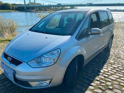 Silber Gebraucht 2025 Ford Galaxy Van / Kleinbus | 4.200 €