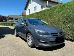 Grau Gebraucht 2014 Opel Astra Limousine | 5.500 € (Guter Preis)