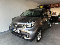 Grau Gebraucht 2016 Smart ForFour Passion Kleinwagen | 10.099 € (Fairer Preis)