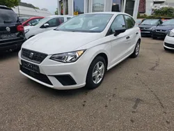 Weiß Gebraucht 2020 Seat Ibiza Reference Limousine | 8.789 € (Fairer Preis)
