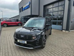Blau Gebraucht 2024 Ford Tourneo Courier Active Van / Kleinbus | 22.190 €