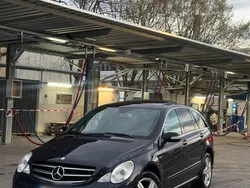 Mercedes R300